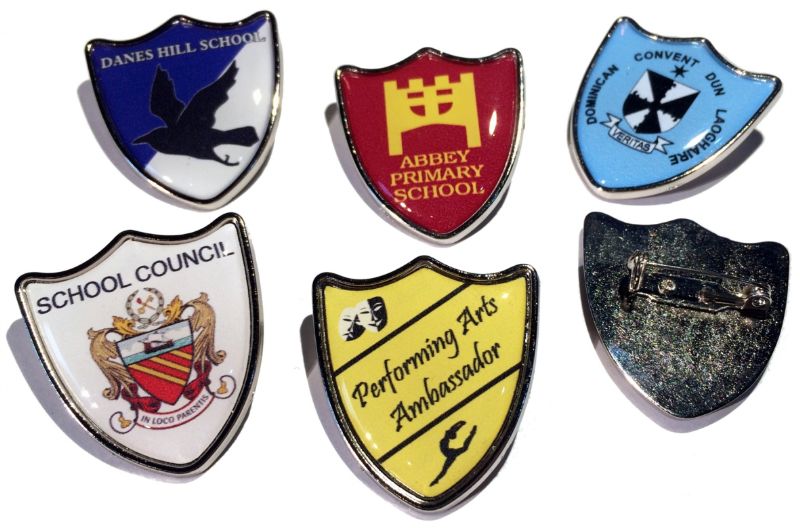 Premium Badge 29x32 shield silv clasp and printed dome